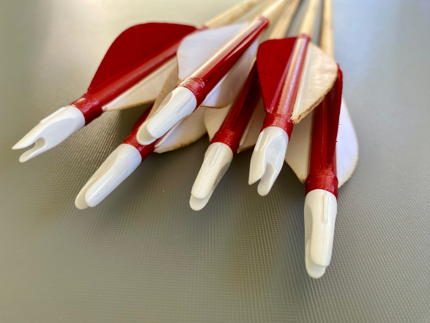 Premium Wooden Arrows, 5 inches Long Feathers - Plastic Nock (half dozen)