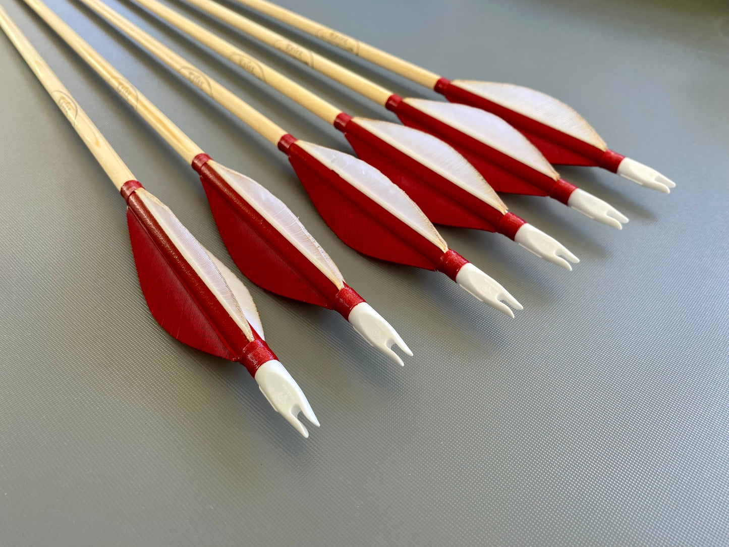 Premium Wooden Arrows, 5 inches Long Feathers - Plastic Nock (half dozen)