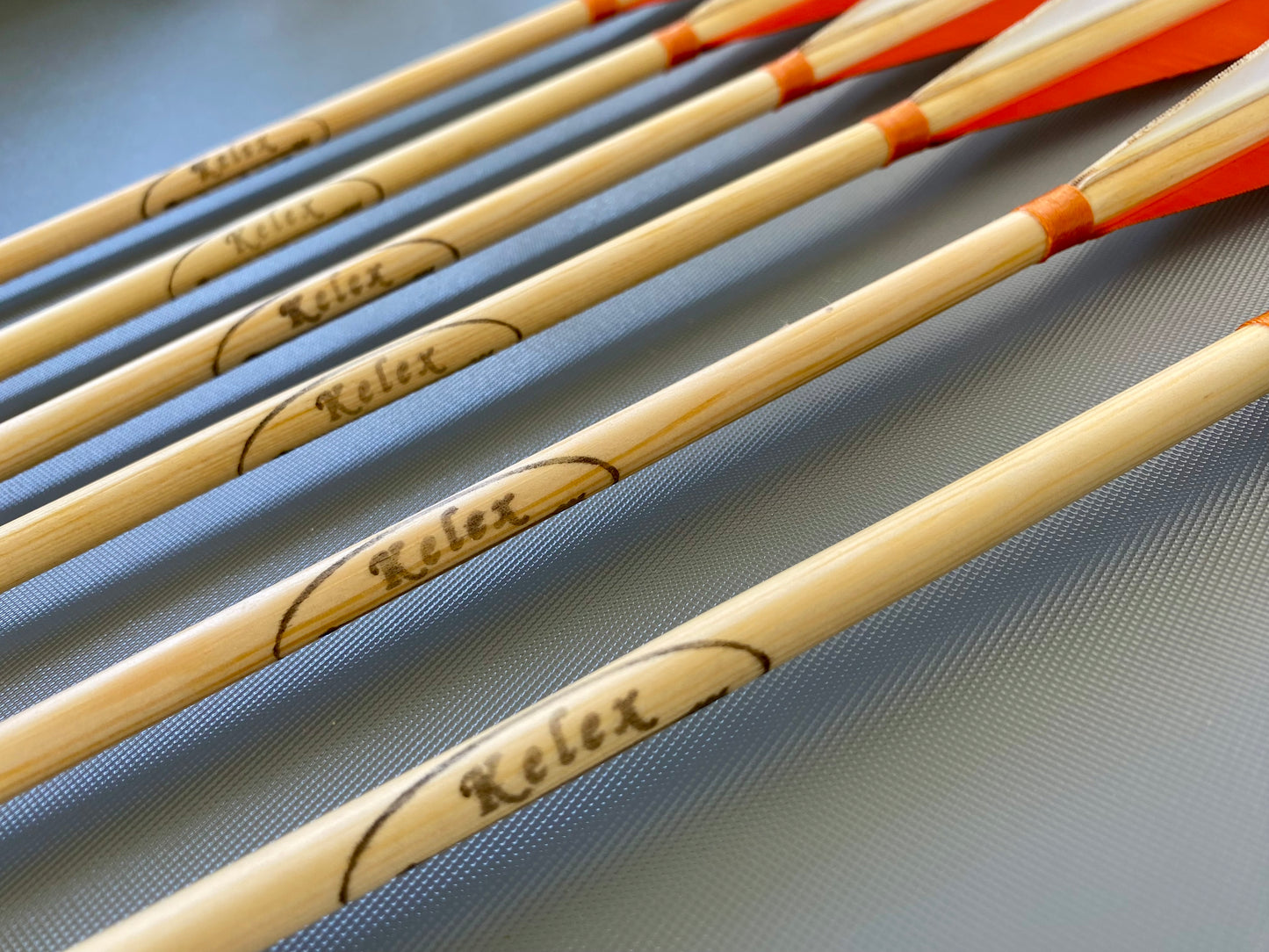 Standard Wooden Arrows - Plastic Nock (half dozen)