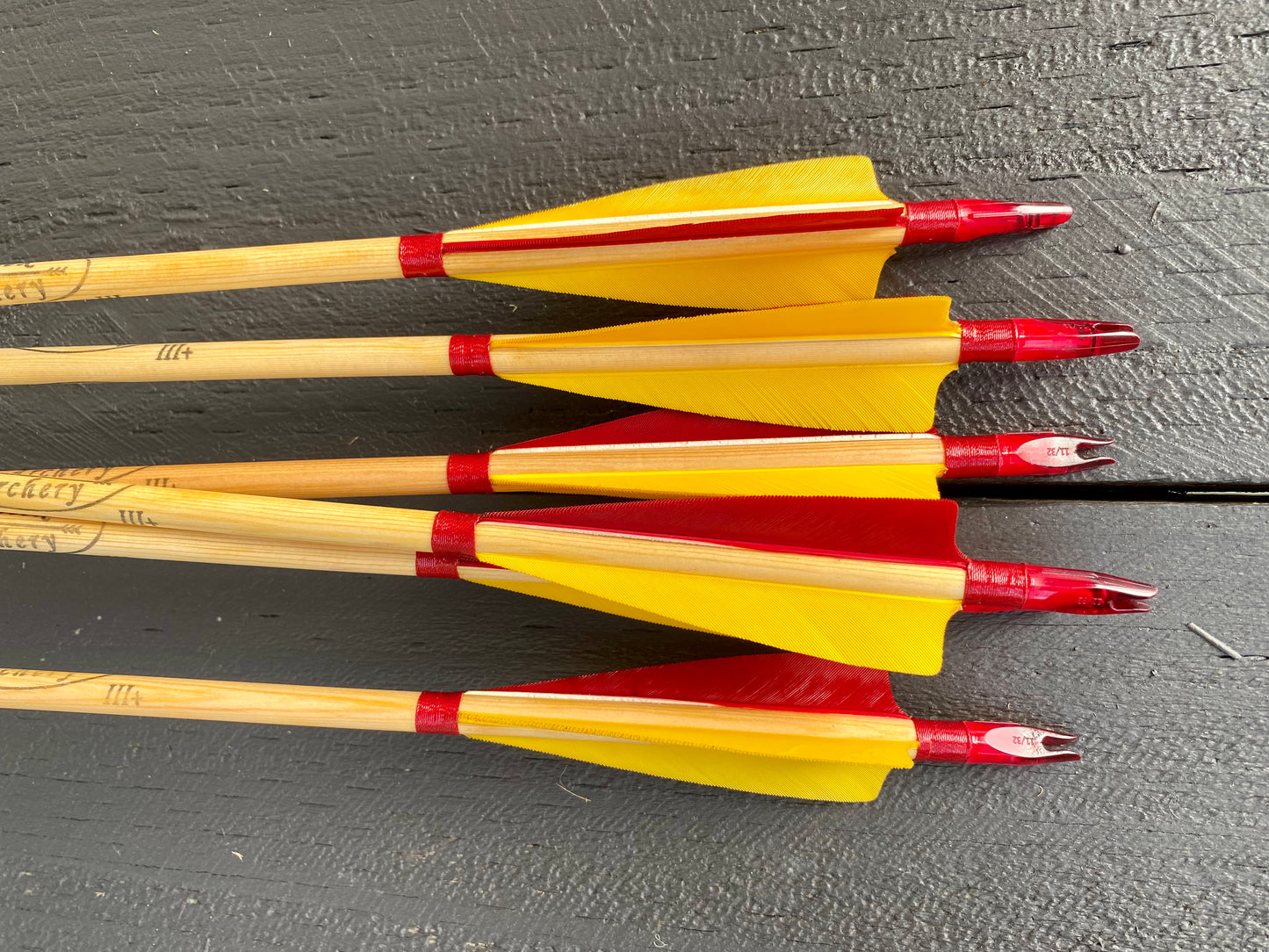 Standard Wooden Arrows - Plastic Nock (half dozen)