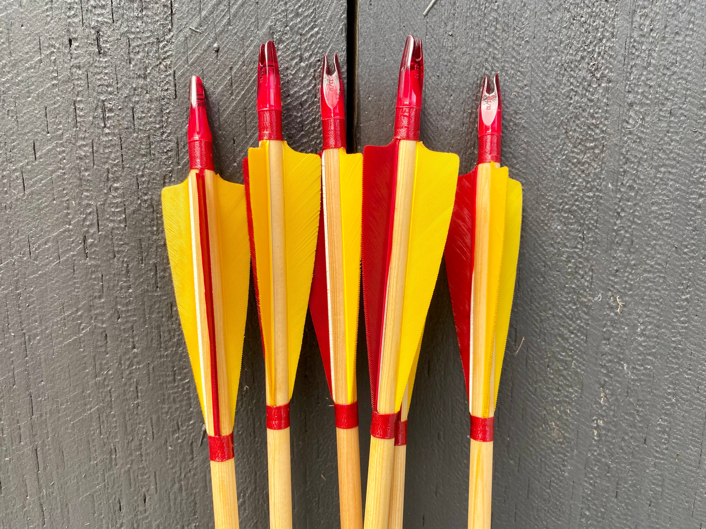 Standard Wooden Arrows - Plastic Nock (half dozen)