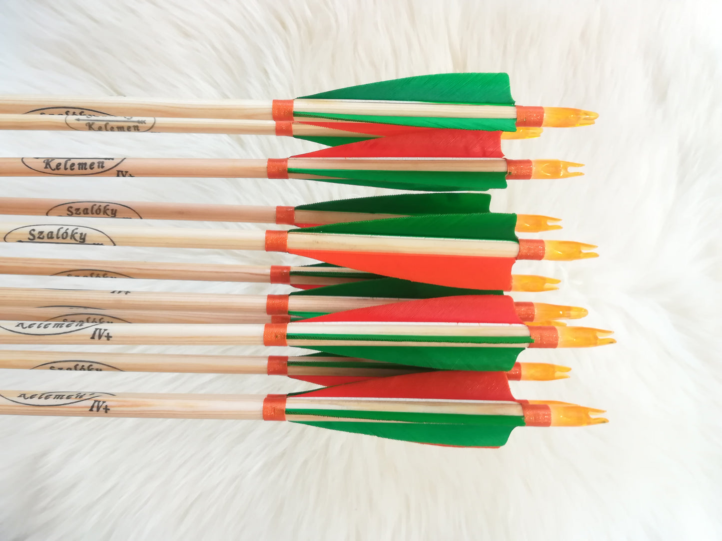 Standard Wooden Arrows - Plastic Nock (half dozen)