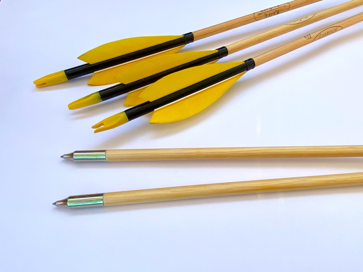 Premium Wooden Arrows - Plastic Nock (half dozen)